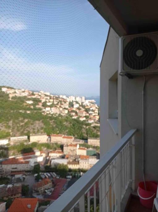 Bright And Charming Studio Apartment Rijeka Exteriör bild