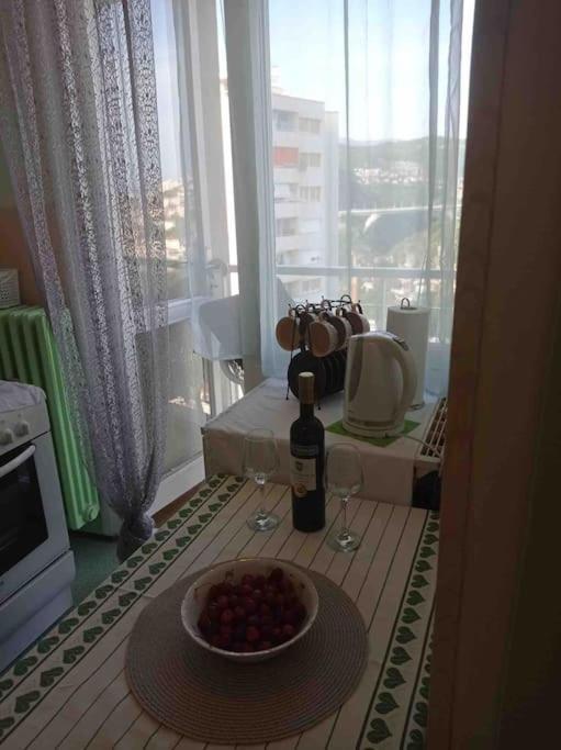 Bright And Charming Studio Apartment Rijeka Exteriör bild