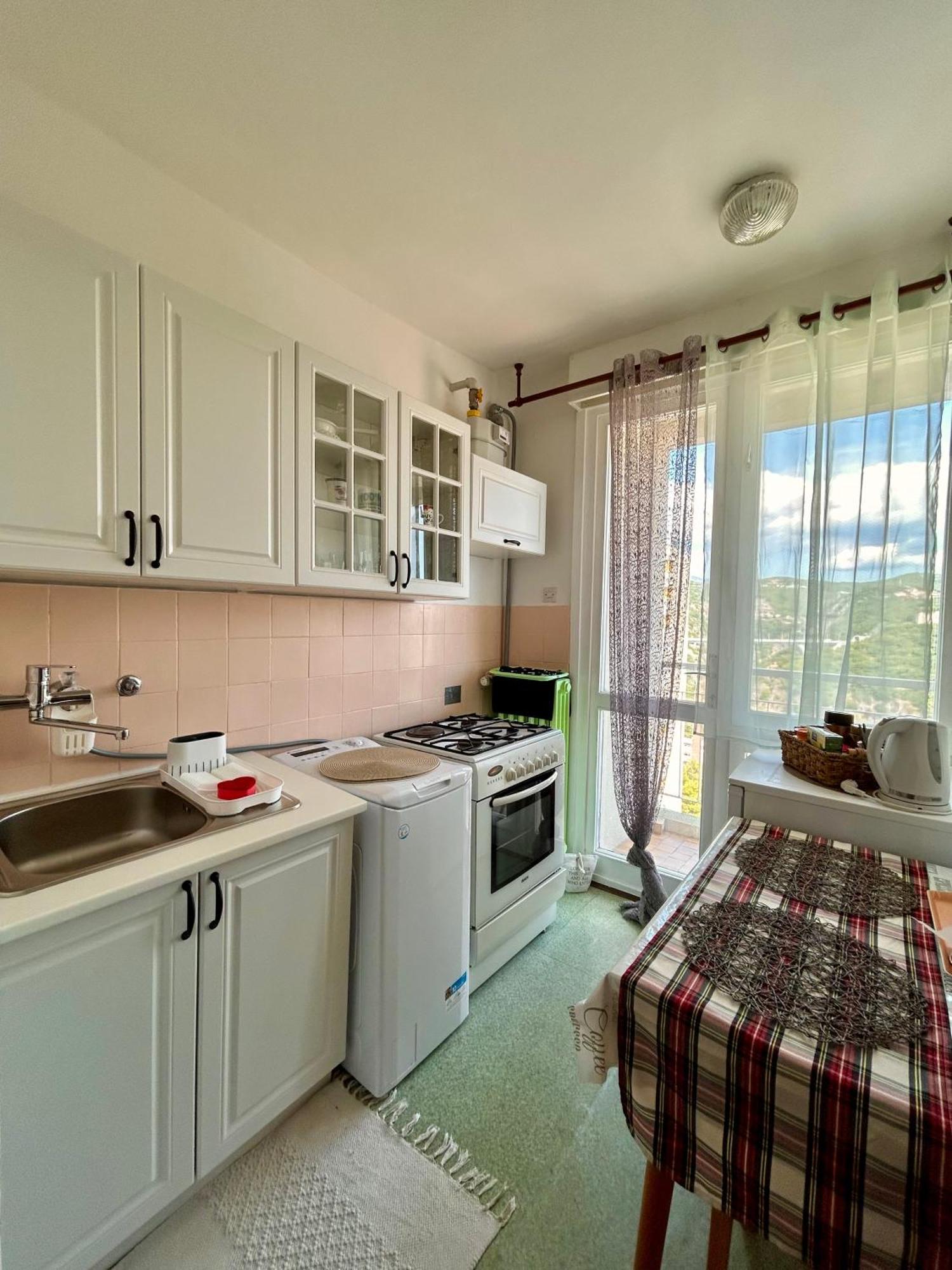 Bright And Charming Studio Apartment Rijeka Exteriör bild