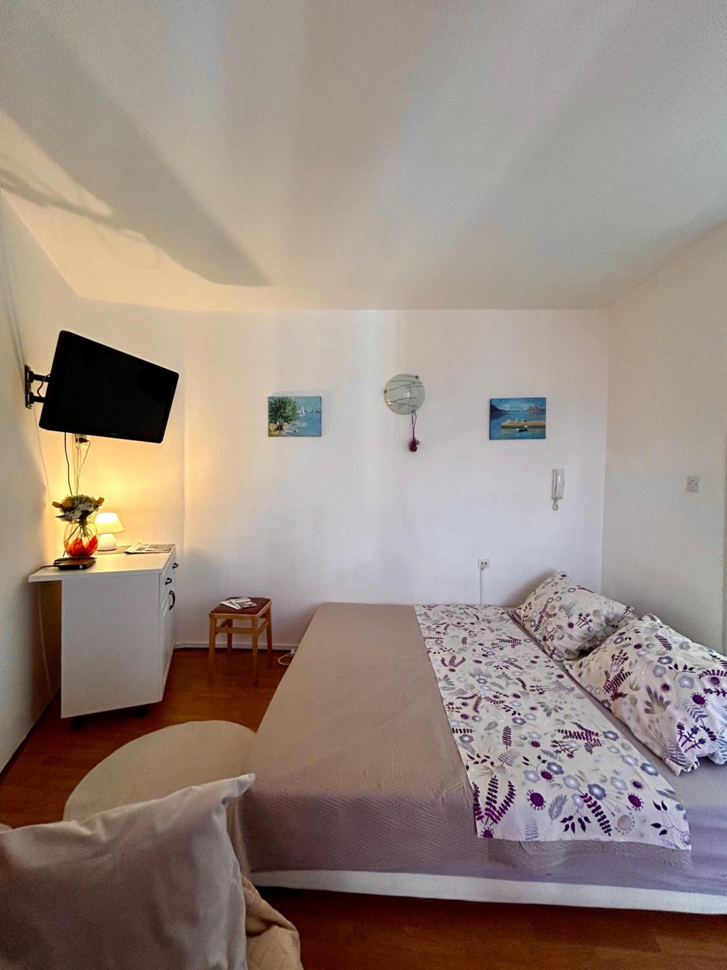 Bright And Charming Studio Apartment Rijeka Exteriör bild